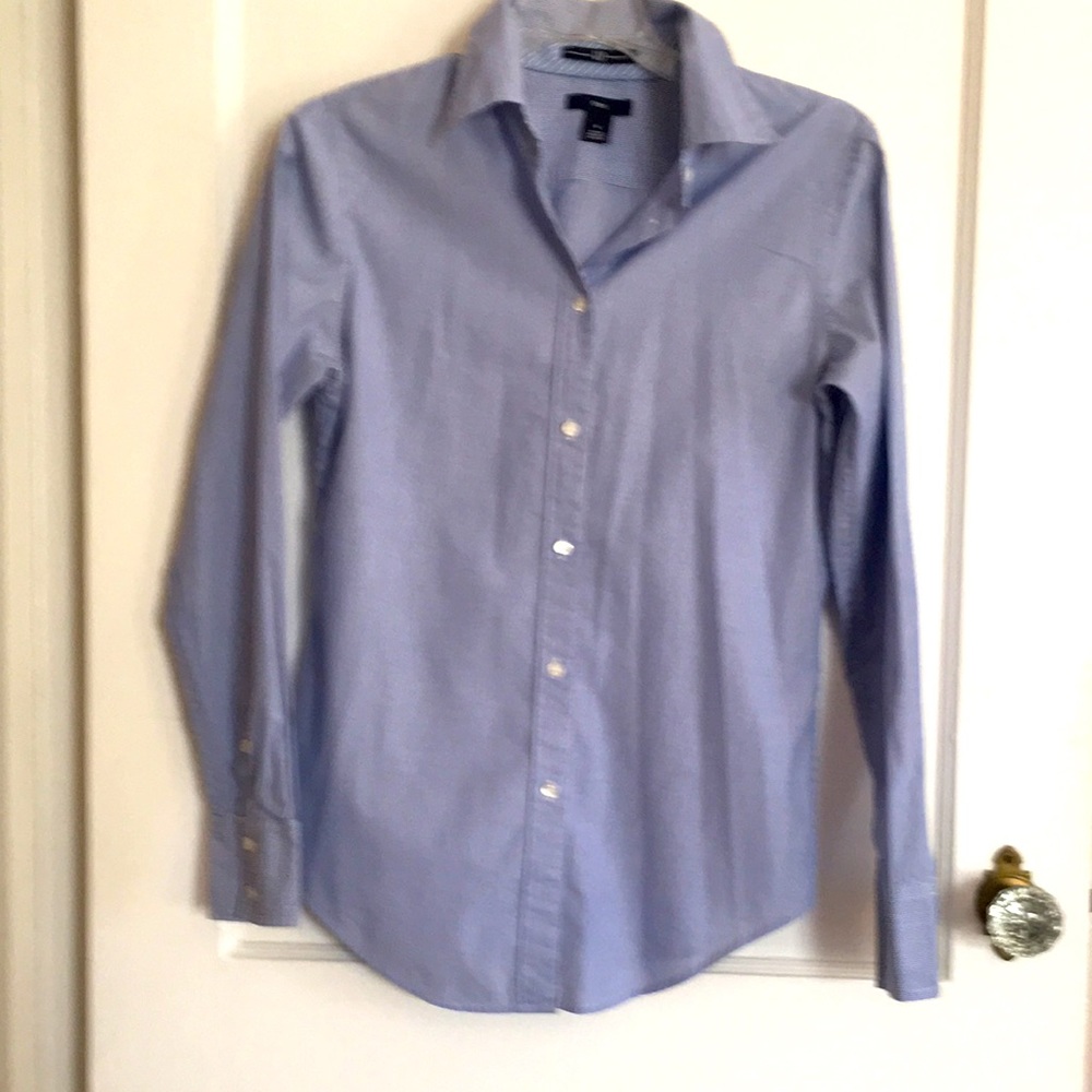 Gap Size 6  Fitted shirt